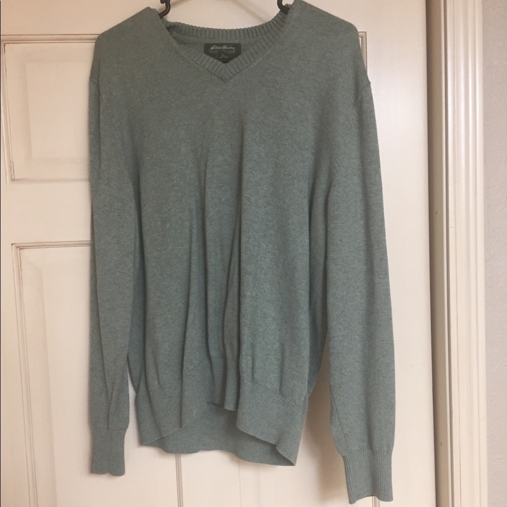 Green Eddie Bauer Crewneck ☺️